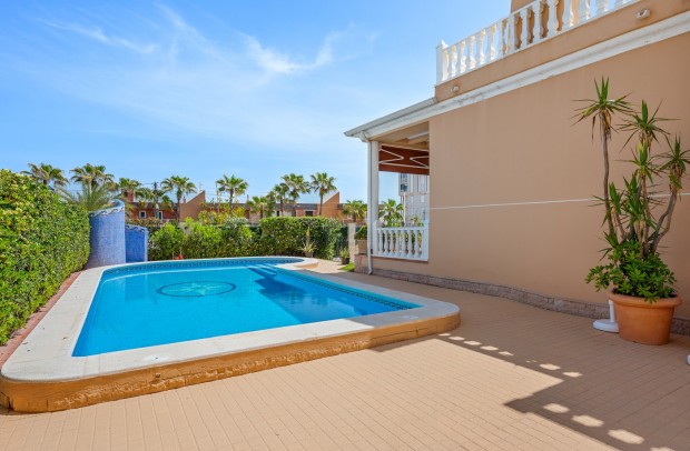 Revente - Villa Detached - Torrevieja - La Mata