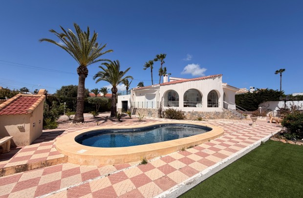 Revente - Villa Detached - Ciudad Quesada