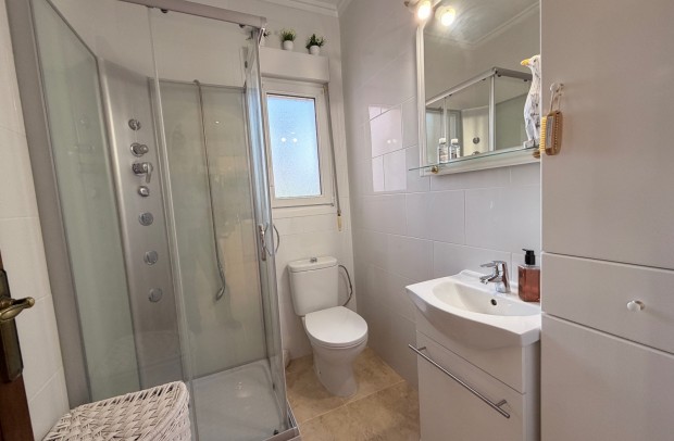 Revente - Villa Detached - Ciudad Quesada
