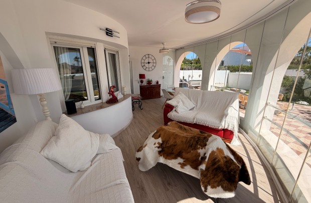 Revente - Villa Detached - Ciudad Quesada