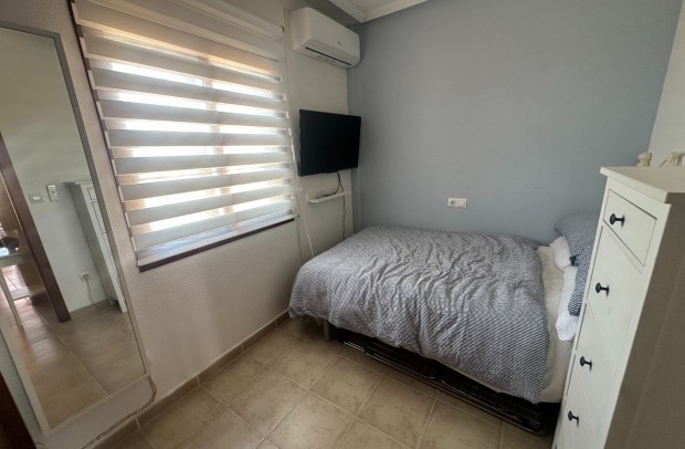 Revente - Apartment - Torrevieja - Aguas Nuevas