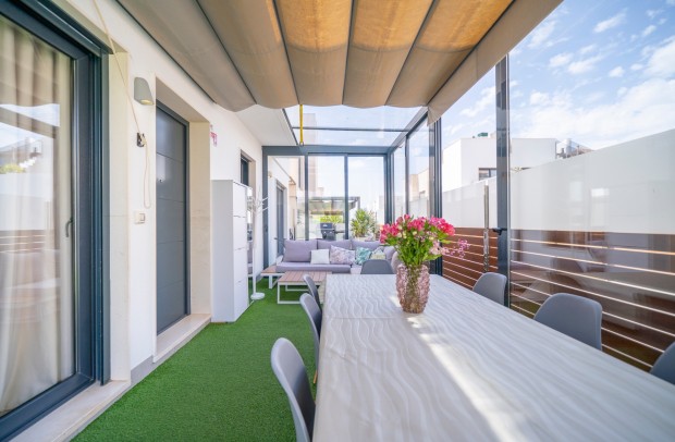 Revente - Villa Detached - Torrevieja