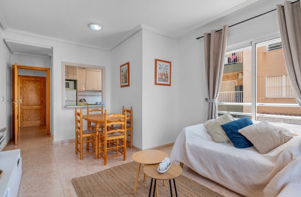 Revente - Apartment - Torrevieja - La Mata