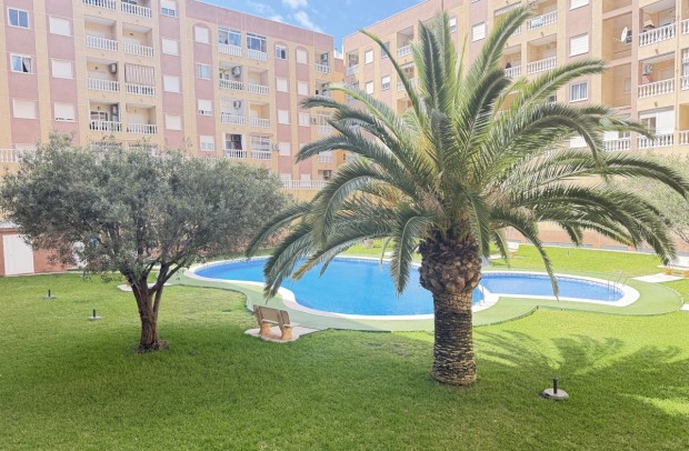Resale - Apartment - Torrevieja