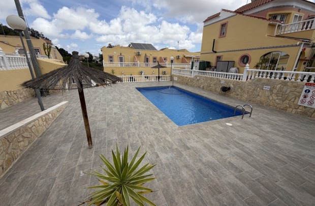 Revente - Townhouse - Villamartin - Villamartín