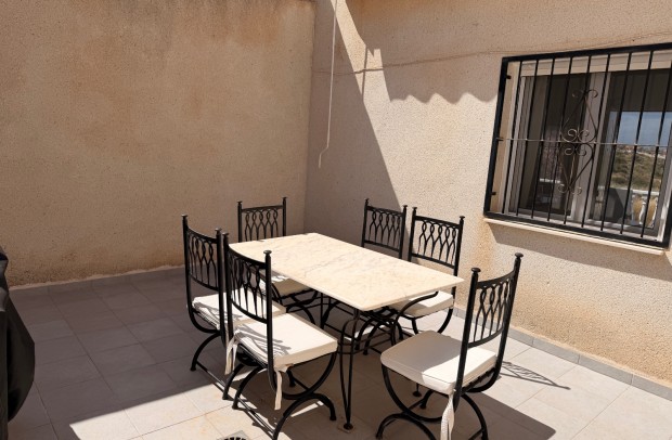 Resale - Townhouse - Ciudad Quesada