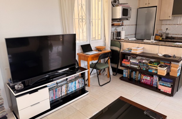 Resale - Townhouse - Ciudad Quesada