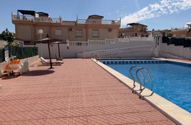 Resale - Townhouse - Ciudad Quesada