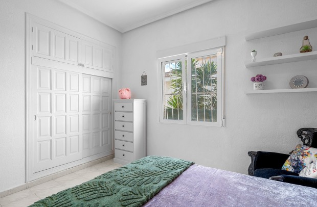 Resale - Villa Detached - Ciudad Quesada - Pueblo Bravo
