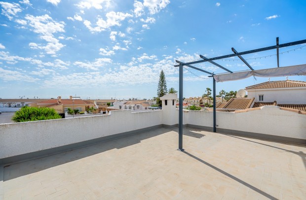 Resale - Villa Detached - Ciudad Quesada - Pueblo Bravo
