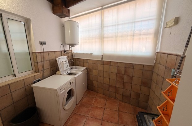 Resale - Townhouse - Catral - pueblo