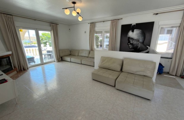 Resale - Villa Detached - Ciudad Quesada - Urbanizaciones