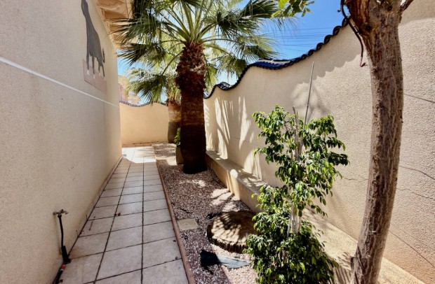 Resale - Villa Detached - Ciudad Quesada - Urbanizaciones