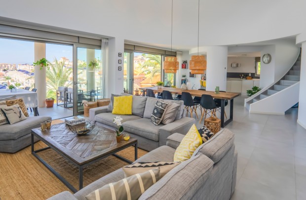 Resale - Villa Detached - Ciudad Quesada
