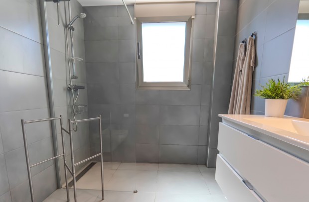 Resale - Villa Detached - Ciudad Quesada