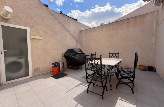 Resale - Townhouse - Ciudad Quesada