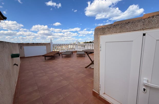 Resale - Townhouse - Ciudad Quesada
