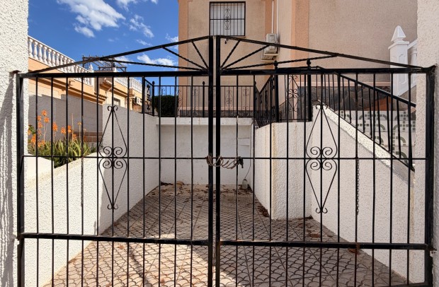 Resale - Townhouse - Ciudad Quesada
