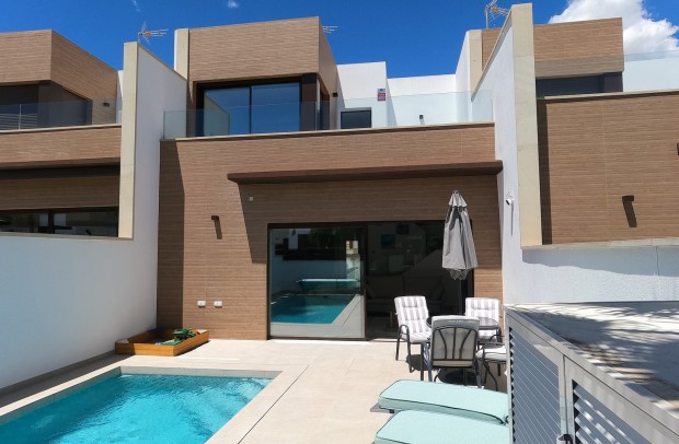Revente - Villa Detached - Algorfa - La Finca Golf Resort