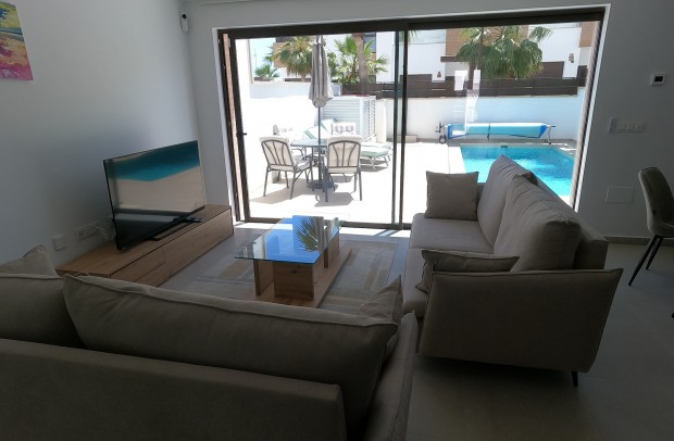 Revente - Villa Detached - Algorfa - La Finca Golf Resort