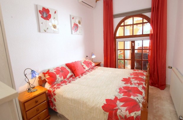 Reventa - Villa Detached - La Zenia
