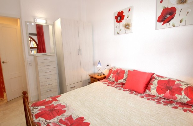 Reventa - Villa Detached - La Zenia