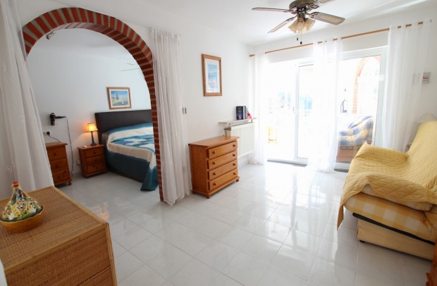 Reventa - Villa Detached - La Zenia