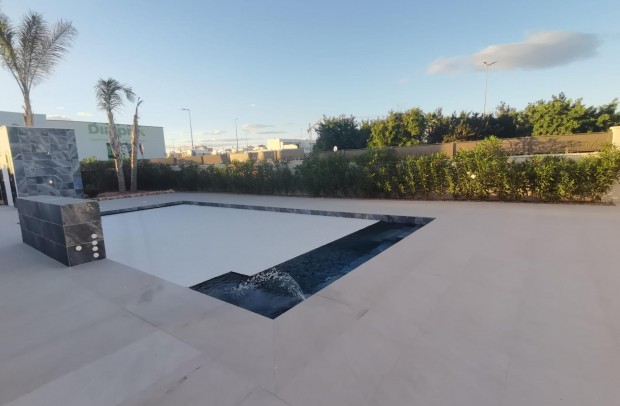 Nueva construcción  - Villa Detached - Los Montesinos - La Herrada