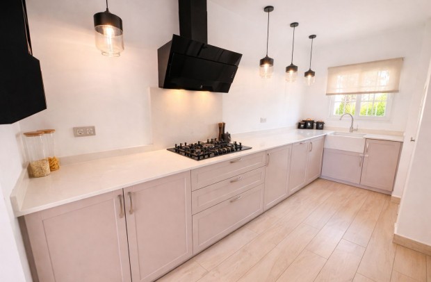 Resale - Villa Detached - Los Dolses