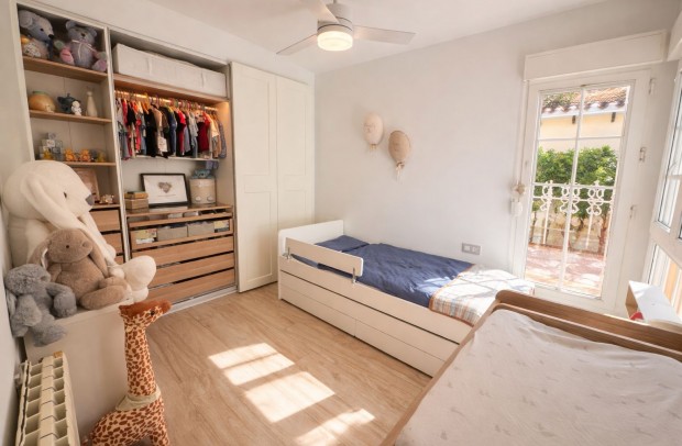 Resale - Villa Detached - Los Dolses