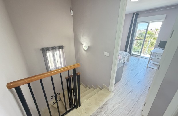 Revente - Apartment - Villamartin - Villamartín
