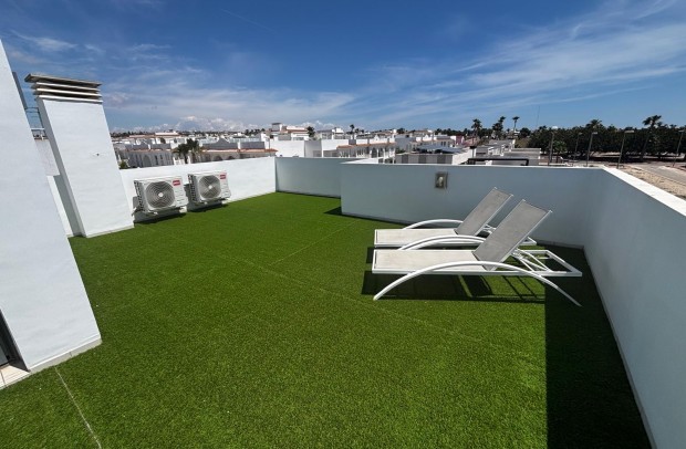 Revente - Villa Detached - Ciudad Quesada