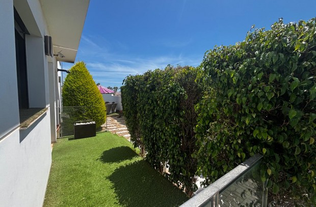 Revente - Villa Detached - Ciudad Quesada