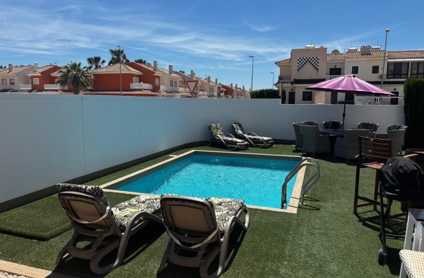 Revente - Villa Detached - Ciudad Quesada