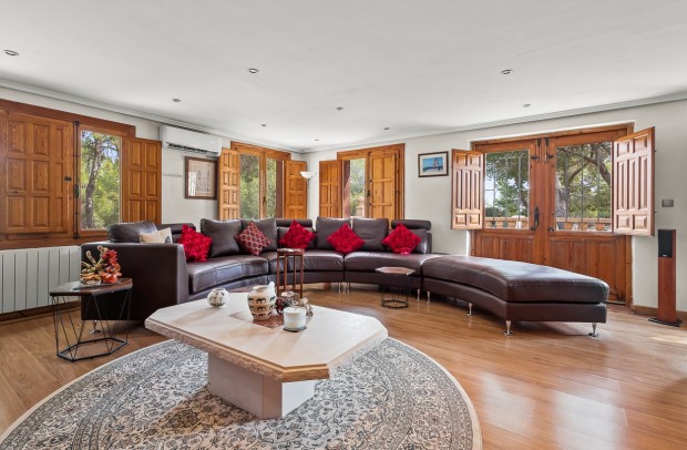 Resale - Country Property - Torremendo