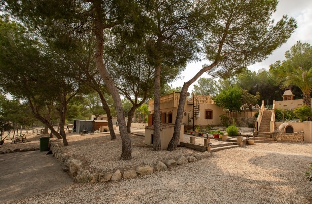 Resale - Country Property - Torremendo