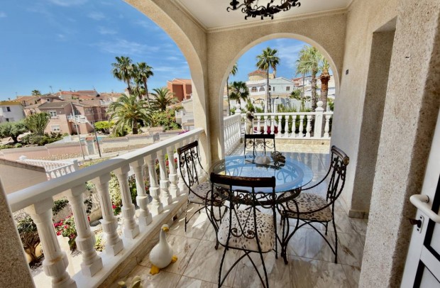 Reventa - Villa Detached - Ciudad Quesada