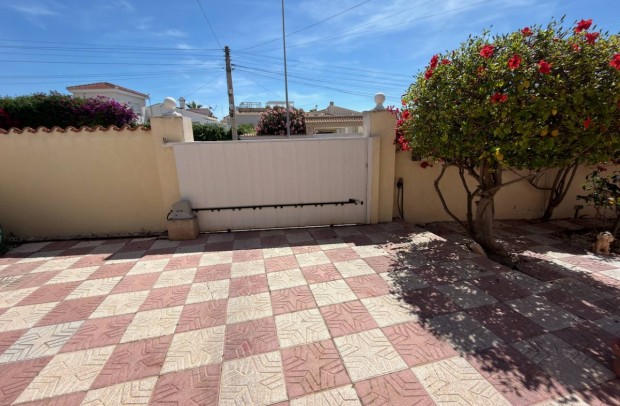 Reventa - Villa Detached - Ciudad Quesada