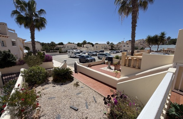 Resale - Townhouse - Las Ramblas Golf