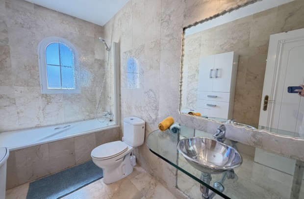 Resale - Townhouse - Las Ramblas Golf