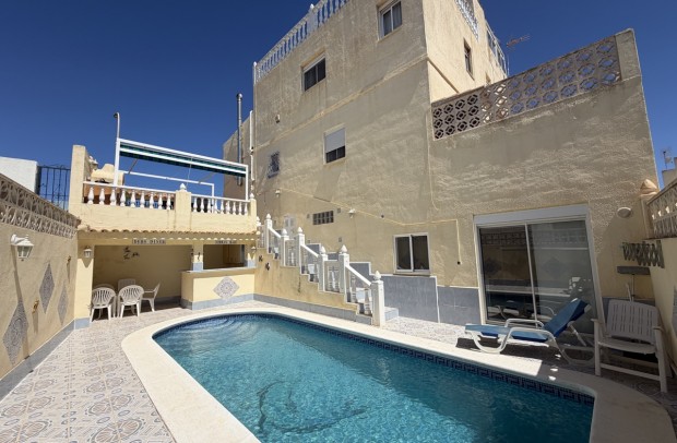 Resale - Townhouse - San Miguel de Salinas