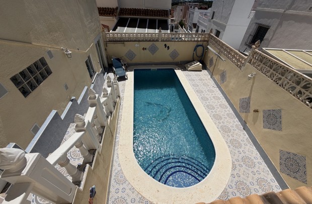 Resale - Townhouse - San Miguel de Salinas