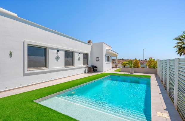 Revente - Villa Detached - La Marina