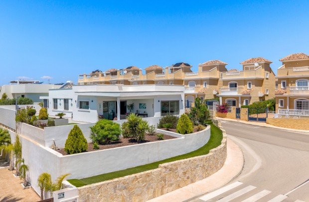 Revente - Villa Detached - La Marina