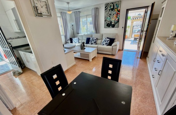 Reventa - Villa Detached - Vistabella