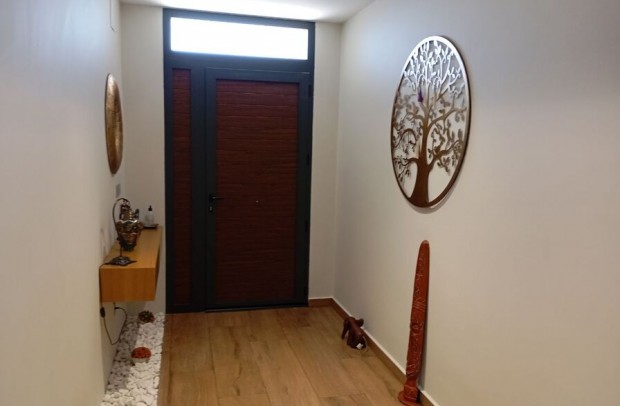 Resale - Villa Detached - Daya Nueva
