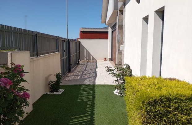 Resale - Villa Detached - Daya Nueva