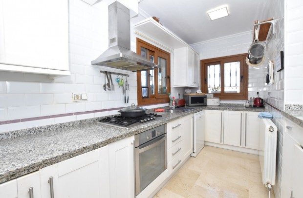 Revente - Villa Detached - Algorfa - La Finca Golf Resort