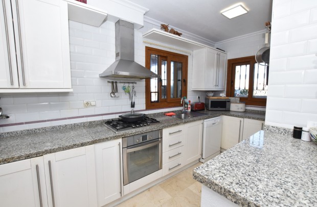 Revente - Villa Detached - Algorfa - La Finca Golf Resort