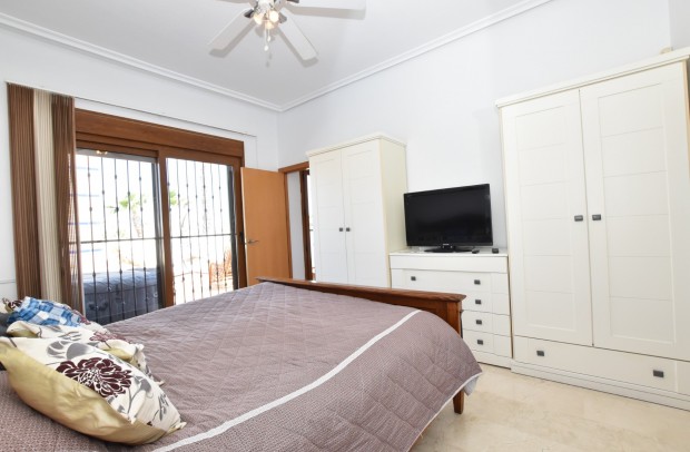 Revente - Villa Detached - Algorfa - La Finca Golf Resort